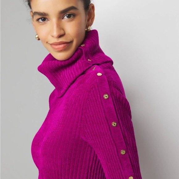 White House Black Market Fuchsia Turtleneck Sweater - Picture 3 of 11